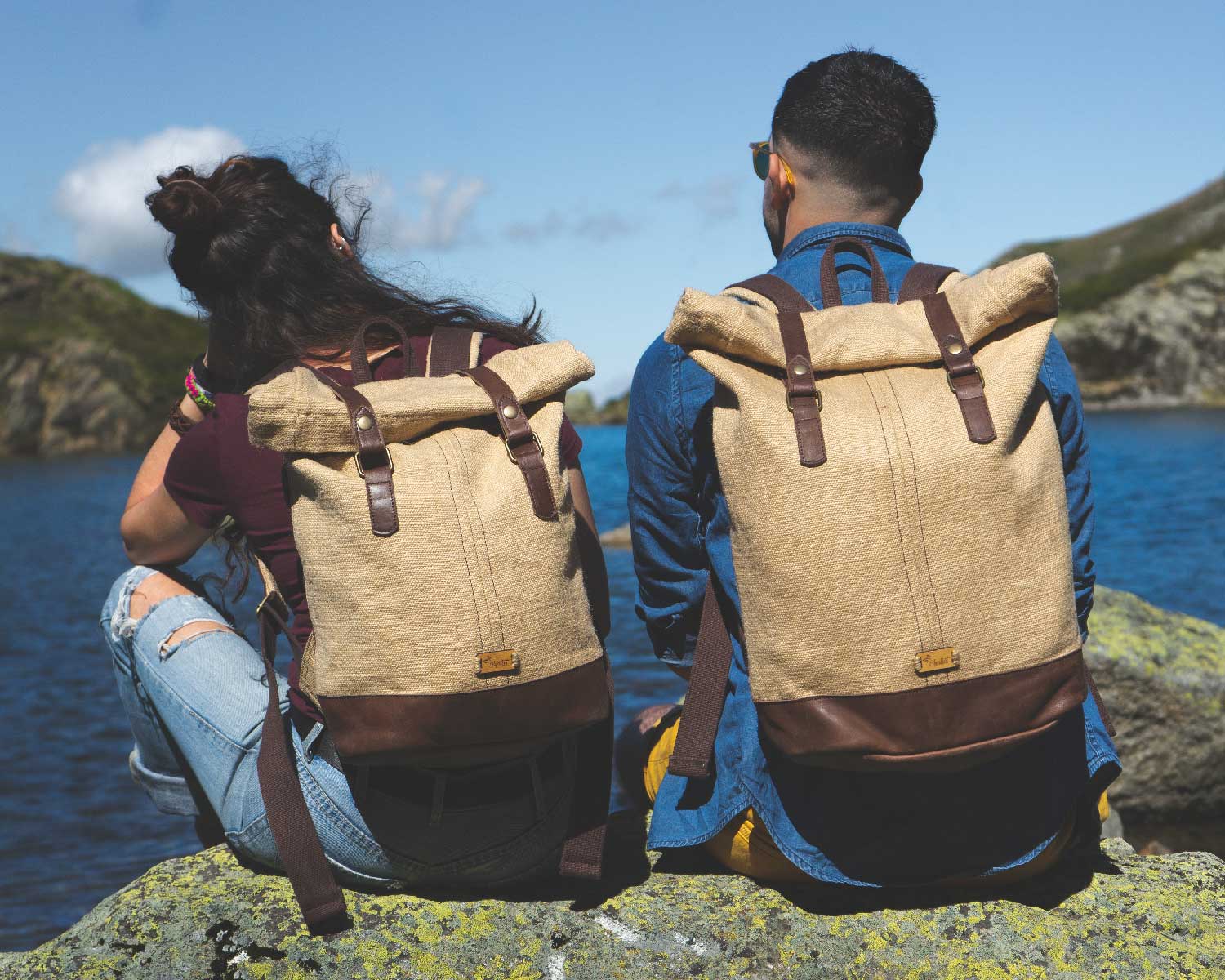 Petit sac à dos en toile cirée / Sac à dos hipster avec dessus roulé et  bretelles en cuir -  France