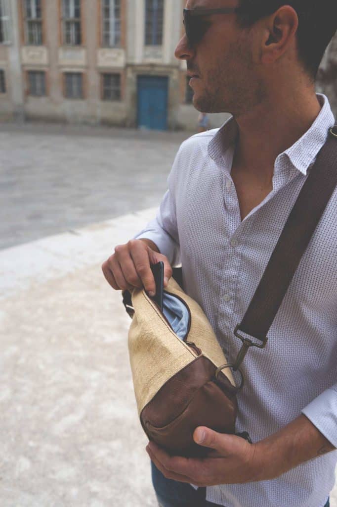 Sac à dos bandoulière poche latérale