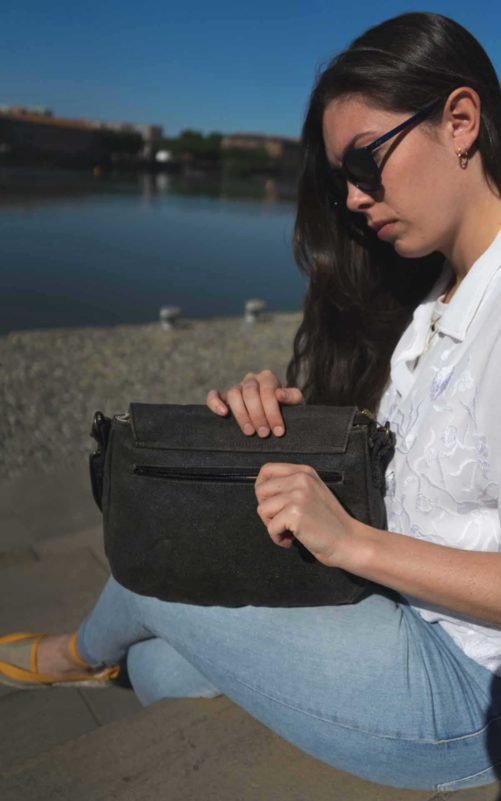 Sac à main bandoulière en lin noir bhallot